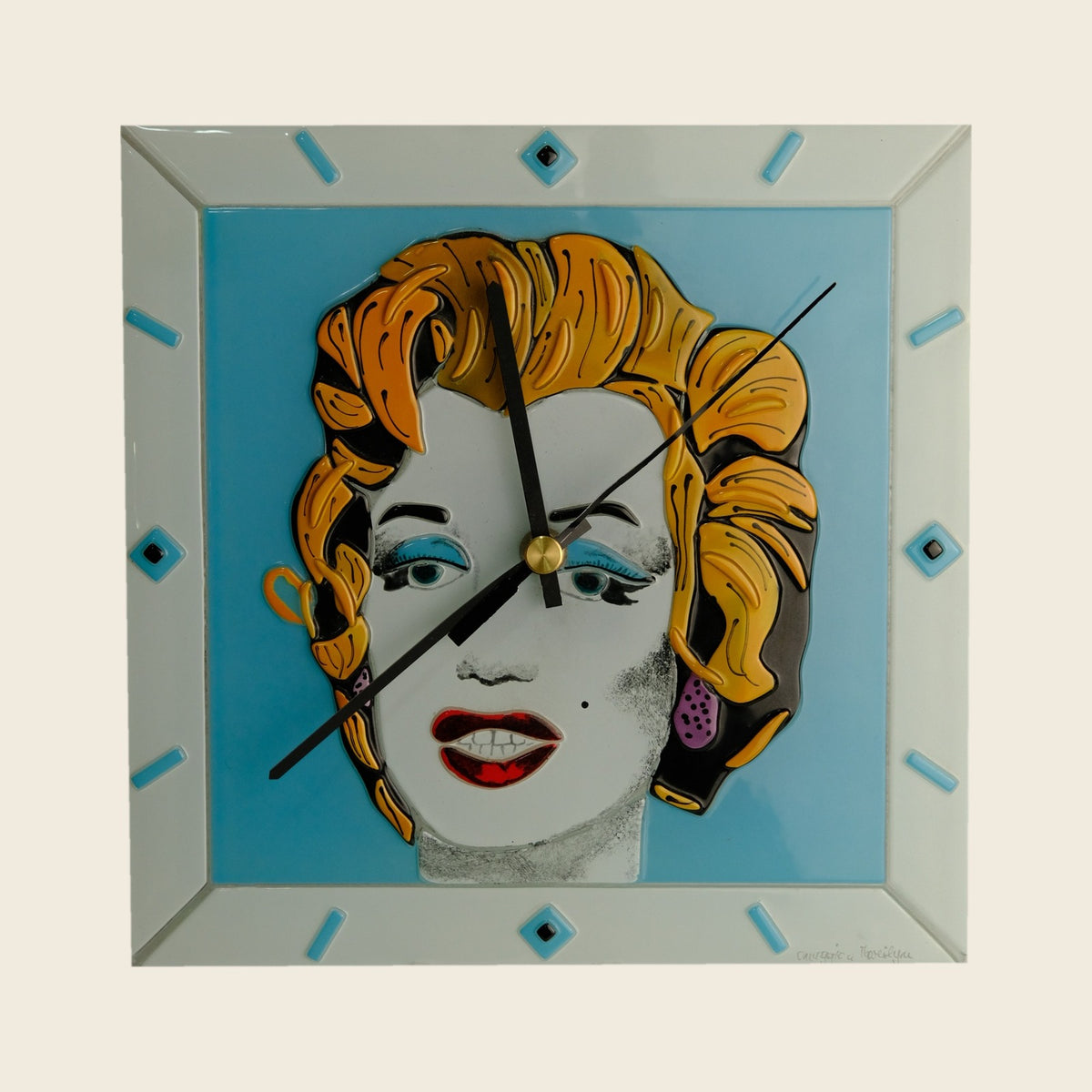 Pop Art Marilyn Clock