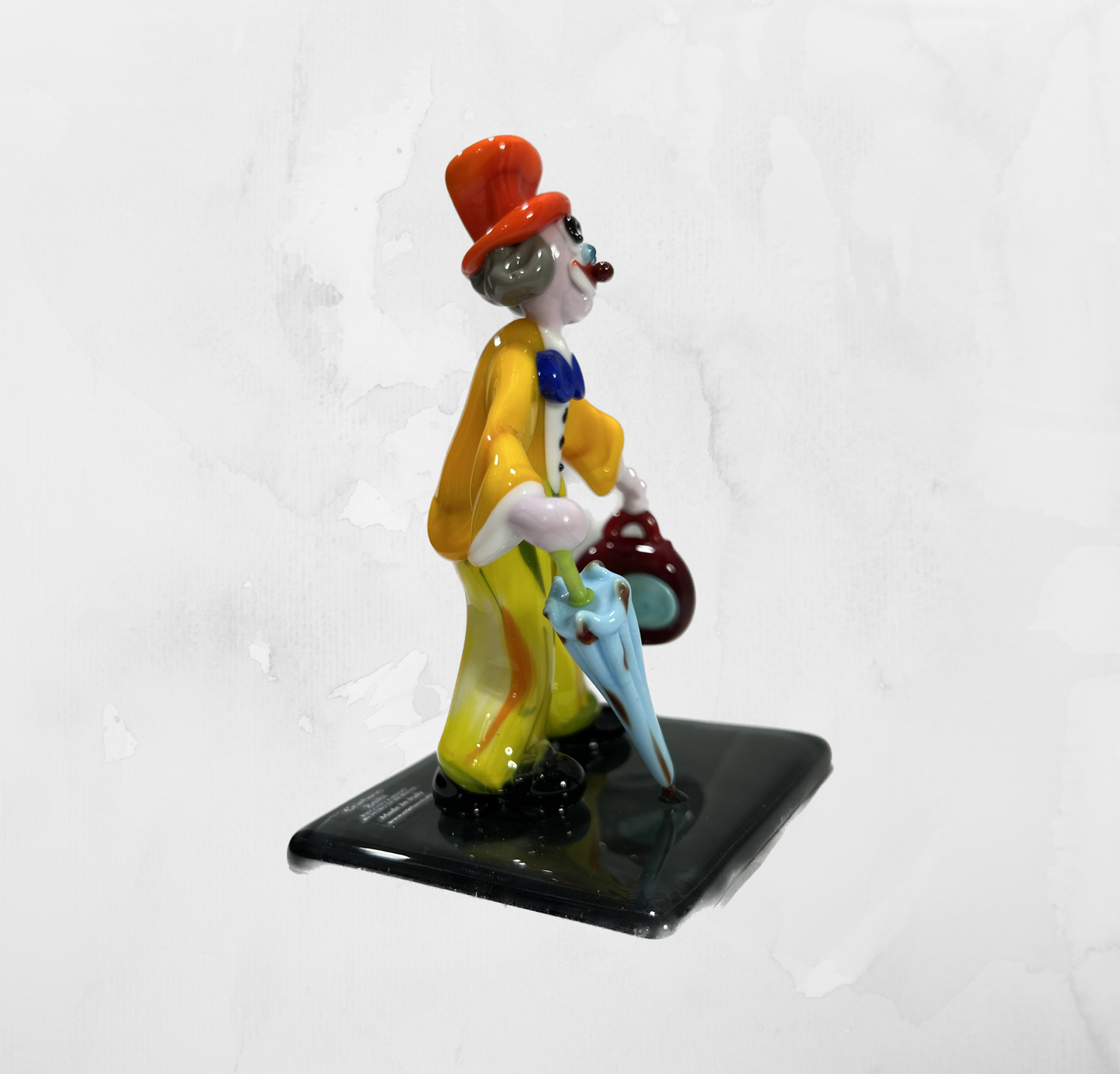 Sculpture - Figurines - Clown - Clown with closed blue umbrella